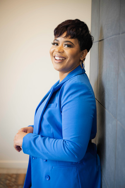 DeNya Bates 